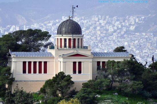 Image: Αστεροσκοπείο Αθηνών: Με ανέμους 2-3 μποφόρ ξεκίνησε η αναζωπύρωση στη Βαρυμπόμπη