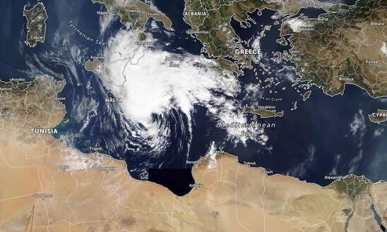 Image: Ο «Ιανός» ενισχύεται και αποκτά χαρακτηριστικά Μεσογειακού Κυκλώνα