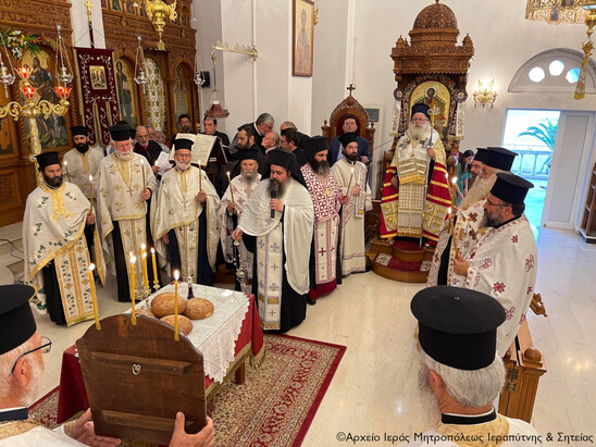 Image: Δέματα αγάπης για 1.022 συνανθρώπους μας από την Ιερά Μητρόπολη Ιεραπύτνης και Σητείας