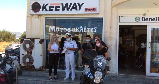 Image: Yiotis Moto cross Crete : Δωρεά service και κράνους για τη  μοτοσυκλέτα του Λιμεναρχείου Ιεράπετρας