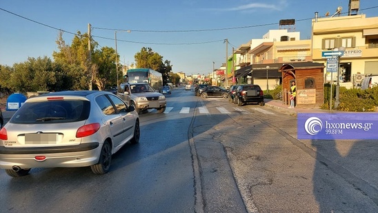 Image: Φονική διάβαση για τους μαθητές του 4ου Δημοτικού Σχολείου Ιεράπετρας – Παραλίγο τροχαίο ατύχημα με παιδί