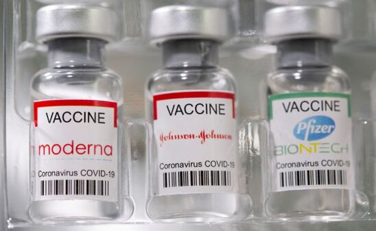 Image: Κορωνοϊός – Ανοίγει σήμερα το βράδυ η πλατφόρμα για την τρίτη δόση εμβολίου