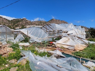hxonews Καταστροφές σε θερμοκηπιακές καλλιέργειες στα Αχλιά, φωτογραφία από Γιάννα Χριστάκη