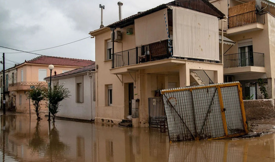Image: Κακοκαιρία Elias: Δραματική η κατάσταση σε Εύβοια και Βόλο από τις πλημμύρες - Δεκάδες εγκλωβισμένοι, κλειστοί ξανά οι δρόμοι