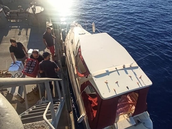 Image: Καθημερινά και αθόρυβα συνεχίζονται τα delivery των επιχειρηματιών της Ιεράπετρας στις φρεγάτες