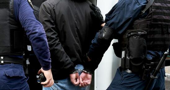 Image: Δύο συλλήψεις για παιδική πορνογραφία στην Κρήτη