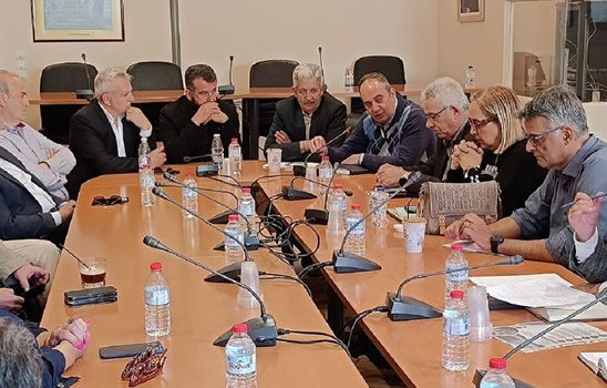 Image: Ο Γ. Αθανασάκης στον Ηχώ 99,8: “Ο πρωτογενής τομέας χρειάζεται εκπαίδευση και συνεργασία για να επιβιώσει”
