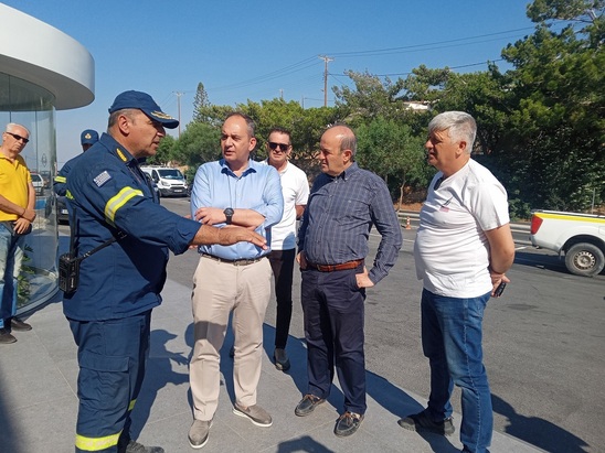 Image: Δήμαρχος Ιεράπετρας: Άμεση κινητοποίηση για αποκατάσταση των ζημιών και στήριξη πληγέντων από την καταστροφική φωτιά