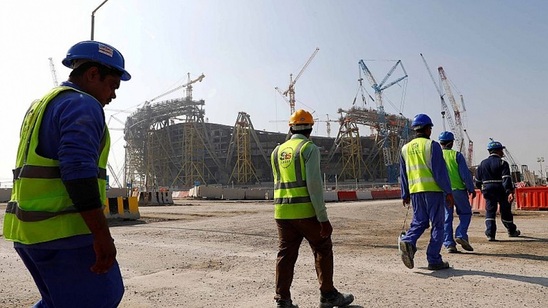 Image: Guardian| 6.500 μετανάστες εργάτες νεκροί στο Κατάρ από τη μέρα που ξεκίνησαν τα έργα για το Μουντιάλ
