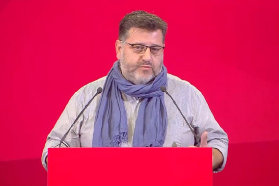 Image: Η ομιλία του δημοσιογράφου Μάριου Διονέλλη στην εκδήλωση για τα Τέμπη στο Ηράκλειο