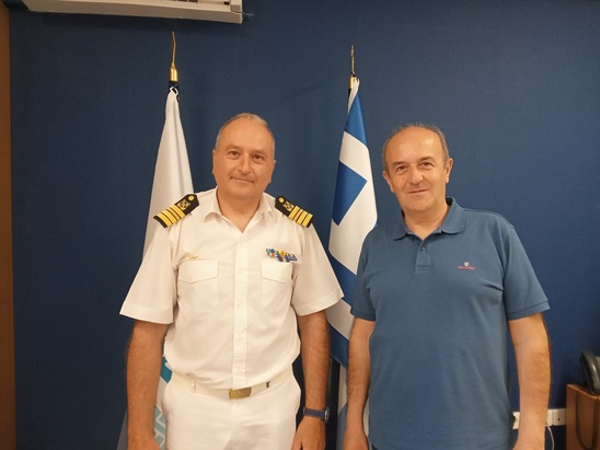 Image: Συνάντηση Δημάρχου Ιεράπετρας με τον Λιμενάρχη