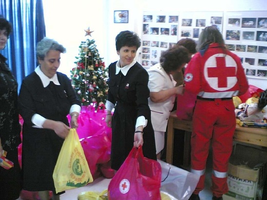 Image: Ευχαριστήρια και ευχές του Ελληνικού Ερυθρού Σταυρού Ιεράπετρας