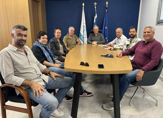 Image: Συνάντηση Δημάρχου Ιεράπετρας με τον Ε.Σ.Ε.Ε.Μ.Ι. για Χωροταξικά και Τεχνικά Ζητήματα