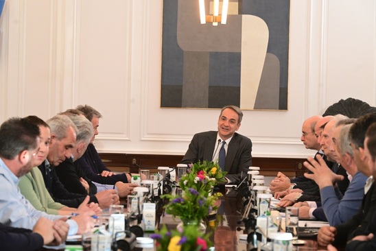 Image: Σε εξέλιξη η συνάντηση των αγροτών με τον πρωθυπουργό στο Μέγαρο Μαξίμου, ποιοι συμμετέχουν