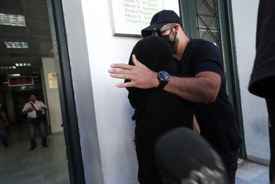 Image: Επίθεση με βιτριόλι: Προφυλακιστέα η 35χρονη – Εκανε χρήση του δικαιώματος σιωπής