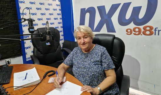Image: Η υποψήφια Δήμαρχος Ιεράπετρας Μαρία Κοτσιφάκη παρουσιάζει τις θέσεις της Λαϊκής Συσπείρωσης εν όψει των εκλογών