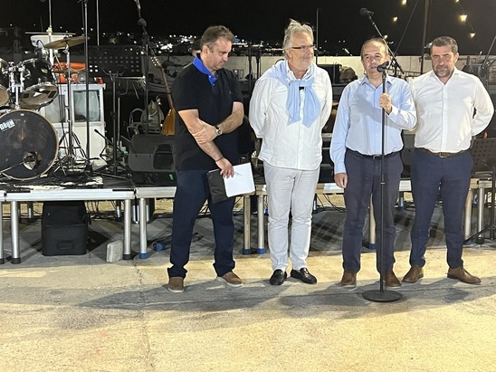Image: Γιορτή Τουρισμού στο λιμανάκι του Μακρύ Γιαλού