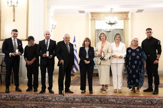 Image: Υπερηφάνεια για την βράβευση της Μαριρένας Ανδρουλάκη από την Πρόεδρο της Δημοκρατίας
