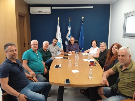 Image: Συνάντηση Δημάρχου Ιεράπετρας με τη Διεύθυνση του Μουσικού Σχολείου Λασιθίου