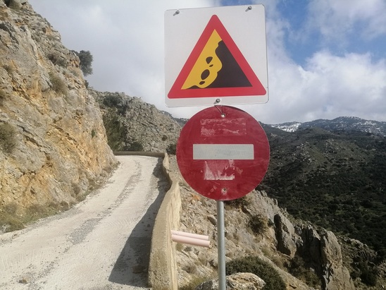 Image: Κλειστός ο δρόμος προς Σελάκανο μετά και την νέα κατολίσθηση