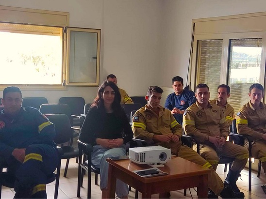 Image: Επίσκεψη της Κατερίνας Σπυριδάκη  στην Πυροσβεστική Υπηρεσία Λασιθίου