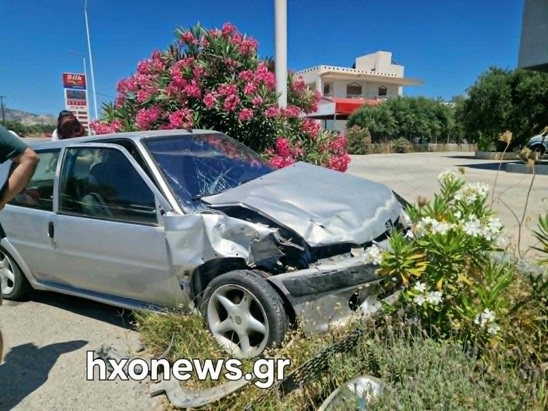 Image: Σφοδρή σύγκρουση οχημάτων στο 3ο χιλιόμετρο Ιεράπετρας – Παχειάς Άμμου (Βίντεο)