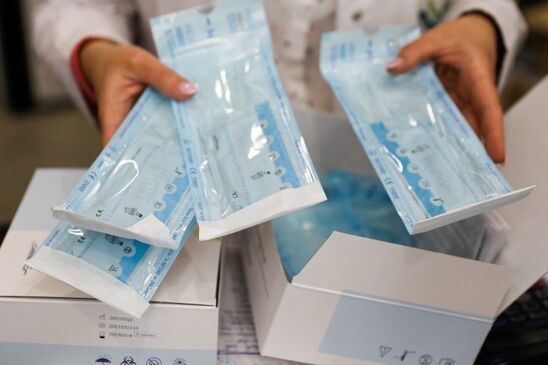 Image: ΠΦΣ: Σταματά η δωρεάν διάθεση των self tests από τα φαρμακεία στις 19 Ιουνίου
