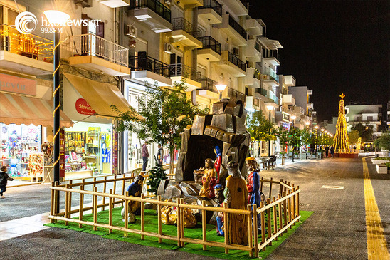 Image: Εορταστικό ωράριο: Ανοικτά την Κυριακή τα εμπορικά καταστήματα