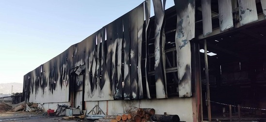 Image: Φωτιά στην Ιεράπετρα: Στον εισαγγελέα ο φερόμενος ως εμπρηστής στο εργοστάσιο ξυλείας