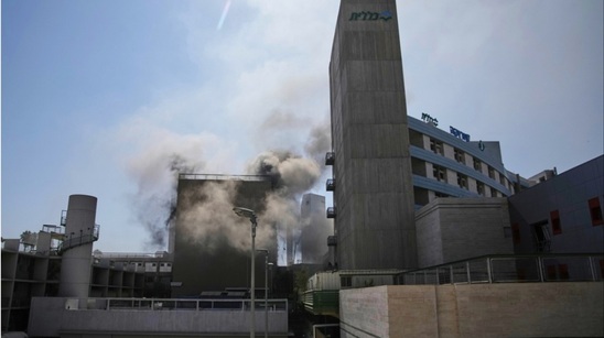 Image: Όγδοη ημέρα σύγκρουσης Ισραήλ - Ιράν: Αγωνία για τις αποφάσεις Τραμπ, κινητικότητα στην ΕΕ για εξεύρεση διπλωματικής λύσης