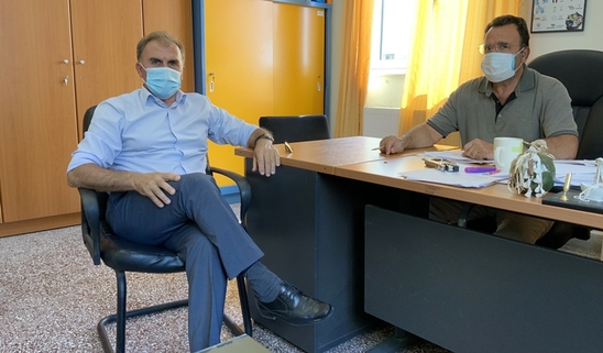 Image: Συνάντηση Δημάρχου Ιεράπετρας με τον Διευθυντή Πρωτοβάθμιας Εκπαίδευσης Λασιθίου