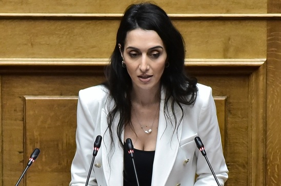 Image: Η Κατερίνα Σπυριδάκη φέρνει στη Βουλή τη διακοπή των εργασιών στο Φράγμα Μπραμιανών – Σφοδρή κριτική για κυβερνητική ανεπάρκεια