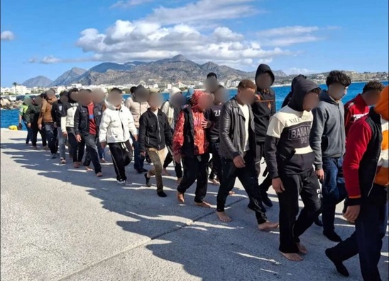 Image: 114 νέοι μετανάστες στην Ιεράπετρα μετά από μπαράζ επιχειρήσεων διάσωσης ανοιχτά της Χρυσής 