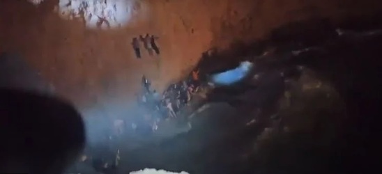 Image: Τραγωδία με 15 γυναίκες νεκρές στο ναυάγιο της Λέσβου – Συγκλονίζουν τα ΒΙΝΤΕΟ από τα Κύθηρα