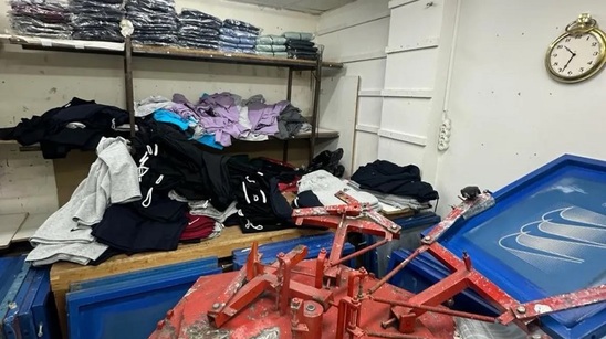 Image: Ρέθυμνο: Τρεις συλλήψεις για πώληση ρούχων «μαϊμού» - Κατασχέθηκαν 6.295 κομμάτια