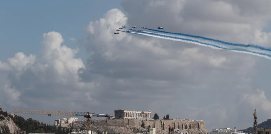 Image: Έφτασαν τα 6 Rafale στην Ελλάδα – Πέταξαν πάνω από την Ακρόπολη