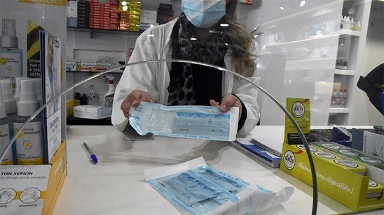Image: Κορωνοϊός: Συνεχίζεται η δωρεάν διάθεση self test από τα φαρμακεία, πλην Αχαΐας- Αττικής