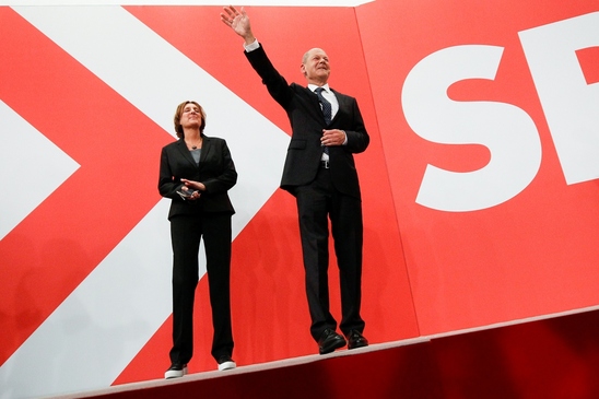 Image: Γερμανικές εκλογές: Μεγάλος νικητής το SPD με 25,7%, θρίαμβος για τον Όλαφ Σολτς 