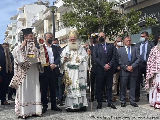 Image: Λαμπρά και μεγαλοπρεπής η πανήγυρη του Ι. Μητροπολιτικού Ναού Αγίου Γεωργίου, πολιούχου και προστάτου της Ιεράπετρας