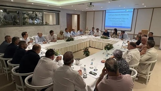 Image: Σύνδεσμος Κρητικής Φιλοξενίας στην Ιεράπετρα: Στο τραπέζι τα προβλήματα και το μέλλον του τουρισμού